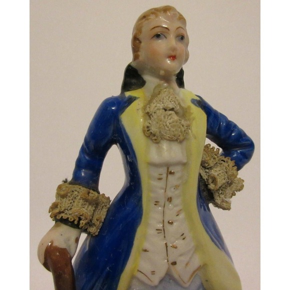 Vintage Colonial Man Porcelain Figure Lace Cuffs and Neck Tie Hand Painted Made - Picture 11 of 12